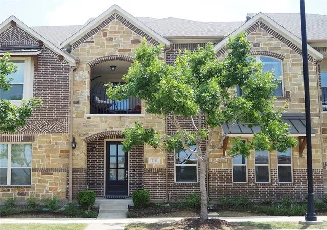 Homes for sale in Flower Mound, TX | 2533 Gramercy Park Dr, Flower Mound, TX 75028 | MLS# 21300151