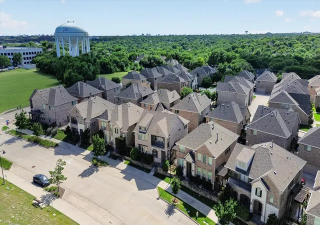 Homes for sale in Richardson, TX | 2439 Southgate Dr, Richardson, TX 75080 | MLS# 21299419