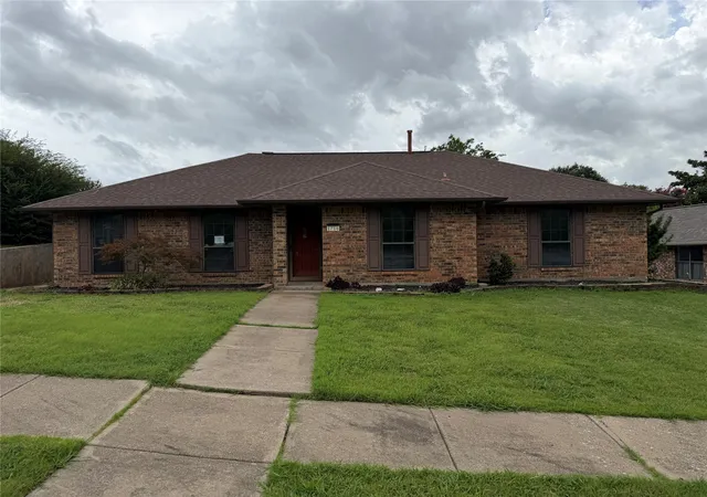 Homes for sale in Carrollton, TX | 1716 Rosemeade Cir, Carrollton, TX 75007 | MLS# 21299774