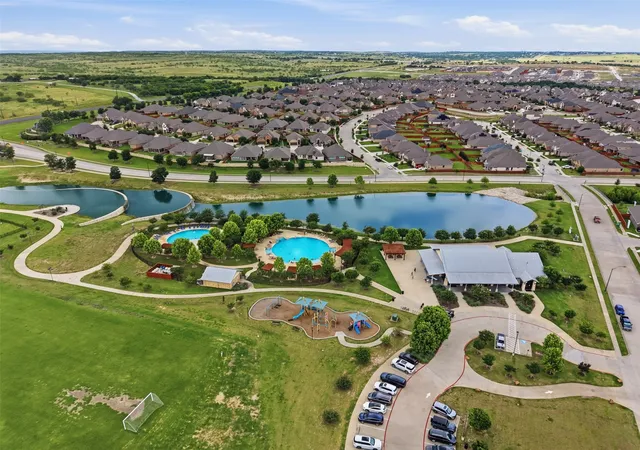 35th image of 15029 Fleet Hill Rd, Aledo, TX 76008 | MLS# 21299322