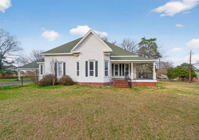 4th image of 517 S Boyd St, Lindale, TX 75771 | MLS# 21300167