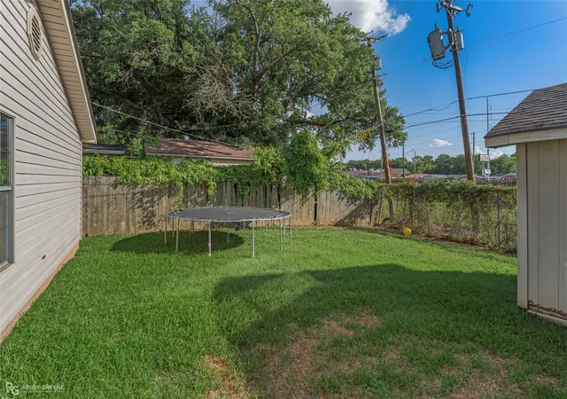 Photo 3 of Sale Pending at 1603 Bistineau Dr, Bossier City, LA 71112 | MLS# 21300165 | Listing updated on 2026-09-29