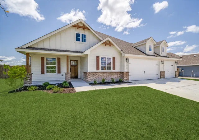 Homes for sale in Valley View, TX | 200 Clay Ranch, Valley View, TX 76272 | MLS# 21300214
