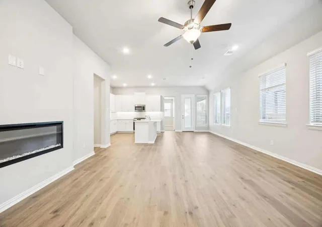 Photo 4 of Sale Pending at 2641 Fargo Pl, Rockwall, TX 75087 | MLS# 21300242 | Listing updated on 2026-08-19