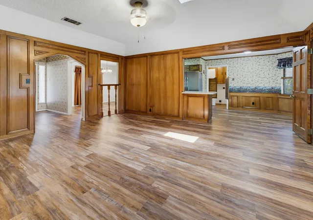 Photo 3 of Sale Pending at 2602 Blue Quail Dr, Arlington, TX 76017 | MLS# 21299639 | Listing updated on 2026-07-16