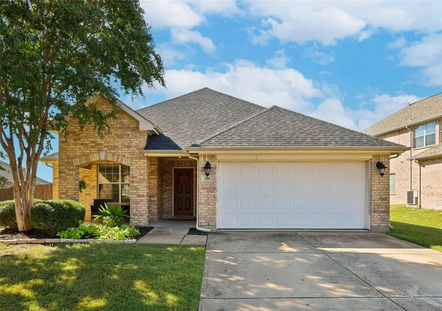Homes for sale in Midlothian, TX | 214 Lawson Farms Dr, Midlothian, TX 76065 | MLS# 21300264
