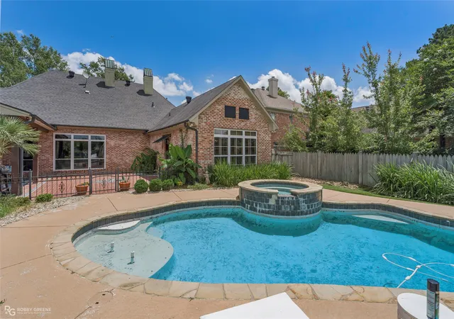 Photo 4 of Single family home for sale at 10940 Belle Cour Wy, Shreveport, LA 71106 | MLS# 21300038 | Listing updated on 2026-08-27