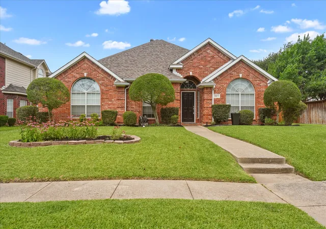 Homes for sale in Richardson, TX | 2811 Ashbury Dr, Richardson, TX 75082 | MLS# 21299930