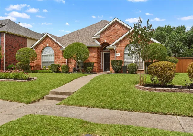 Homes for sale in Richardson, TX | 2811 Ashbury Dr, Richardson, TX 75082 | MLS# 21299930