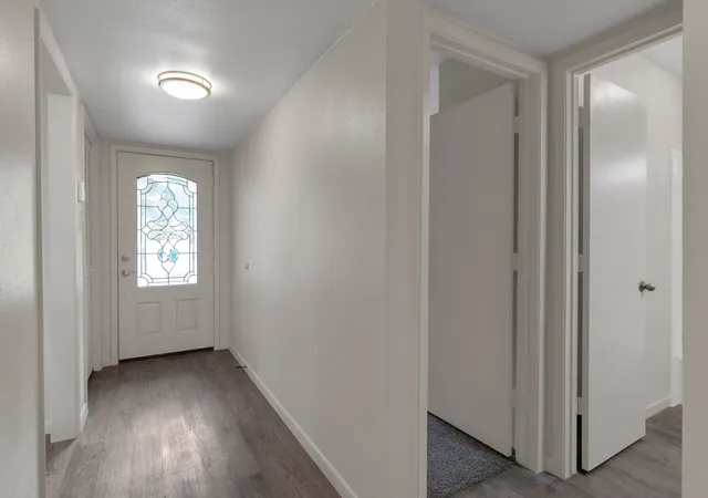 Photo 3 of Sale Pending at 7804 Skylake Dr, Fort Worth, TX 76179 | MLS# 21264873 | Listing updated on 2026-08-27