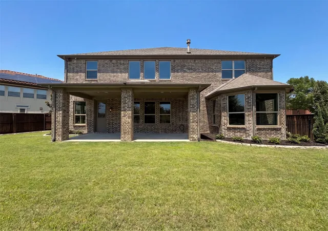 5th image of 7221 Durand Dr, Irving, TX 75063 | MLS# 21300307