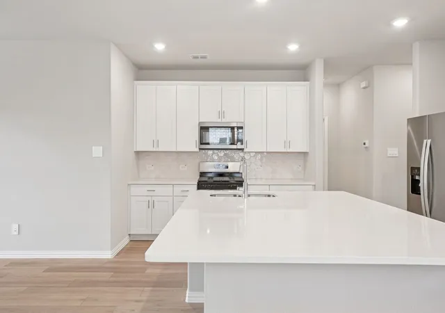 Photo 3 of Single family home for sale at 3030 O Pines Dr, Farmersville, TX 75442 | MLS# 21299902 | Listing updated on 2026-08-17