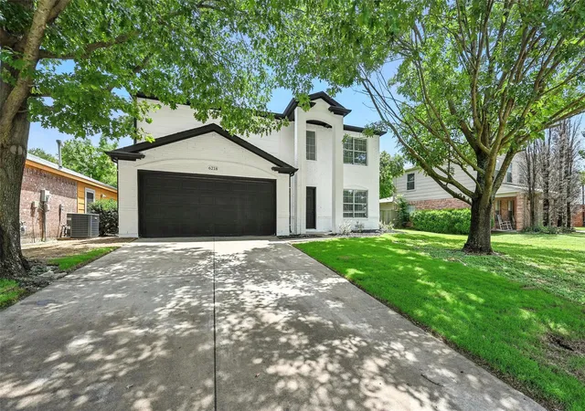 Photo 1 of Single family home for sale at 6218 Everglade Rd, Dallas, TX 75227 | MLS# 21300347 | Listing updated on 2026-08-30