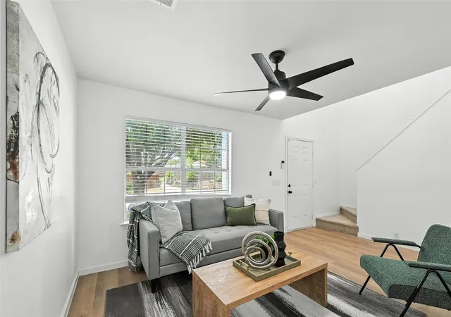 Photo 3 of Single family home for sale at 6218 Everglade Rd, Dallas, TX 75227 | MLS# 21300347 | Listing updated on 2026-08-30