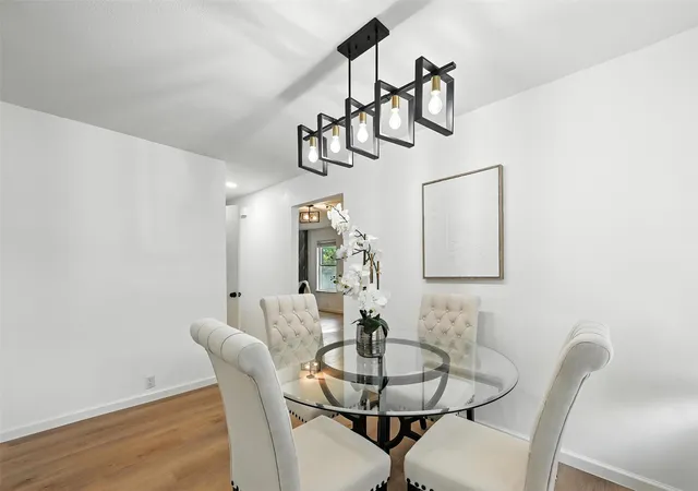 Photo 4 of Single family home for sale at 6218 Everglade Rd, Dallas, TX 75227 | MLS# 21300347 | Listing updated on 2026-08-30