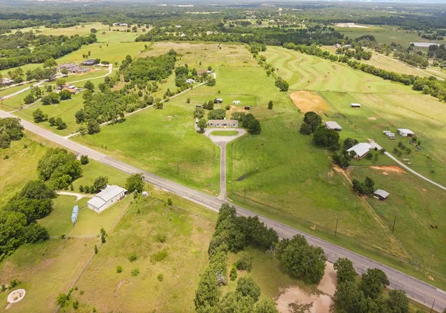 Photo 1 of House for sale at 3001 E Fm 4, Cleburne, TX 76031 | MLS# 21298428 | Listing updated on 2026-09-02