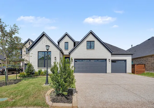 Photo 1 of Sale Pending at 1409 Casting Rdg, Mesquite, TX 75181 | MLS# 21300363 | Listing updated on 2026-10-05
