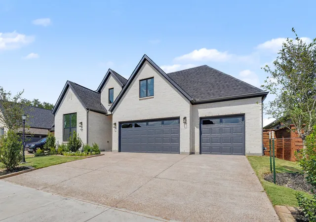 Photo 2 of Sale Pending at 1409 Casting Rdg, Mesquite, TX 75181 | MLS# 21300363 | Listing updated on 2026-10-05