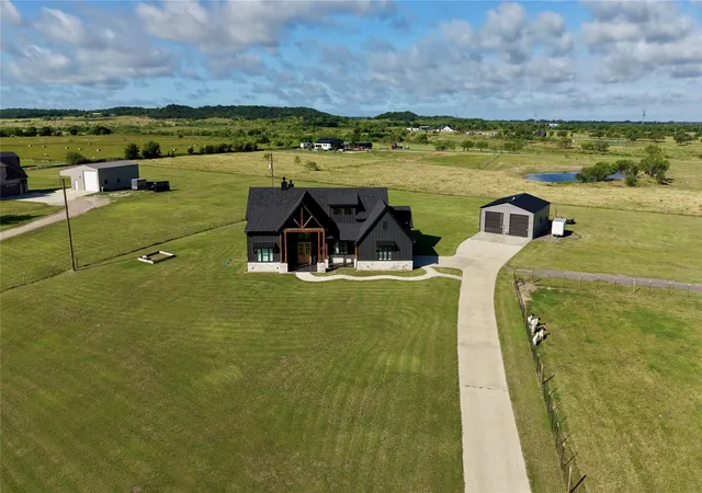 Homes for sale in Grandview, TX | 170 Dollie Rd, Grandview, TX 76064 | MLS# 21299804
