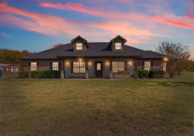 Homes for sale in Leonard, TX | 120 Wagon Wheel Cir, Leonard, TX 75452 | MLS# 21299163