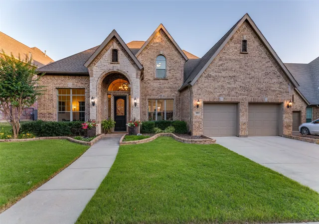 Photo 2 of Sale Pending at 4804 Eddleman Dr, Fort Worth, TX 76244 | MLS# 21294766 | Listing updated on 2026-07-28