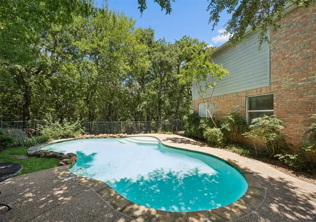 1st image of 2401 Pinehurst Ct, Lewisville, TX 75077 | MLS# 21298397