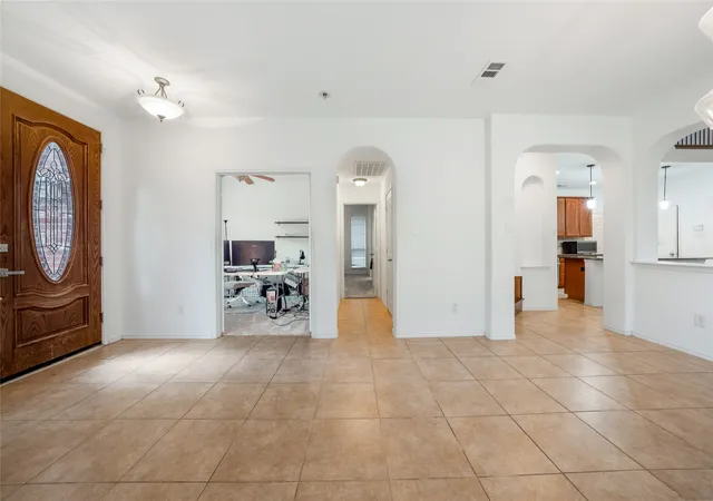 Photo 3 of Single family home for sale at 13763 Fall Harvest Dr, Frisco, TX 75033 | MLS# 21290833 | Listing updated on 2026-08-21