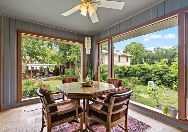 3rd image of 607 S Main St, Paris, TX 75460 | MLS# 21300551