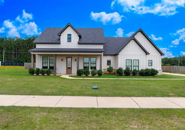 Single family home for sale at 507 Hazel Park, Gloster, LA 71030 | MLS# 21297027