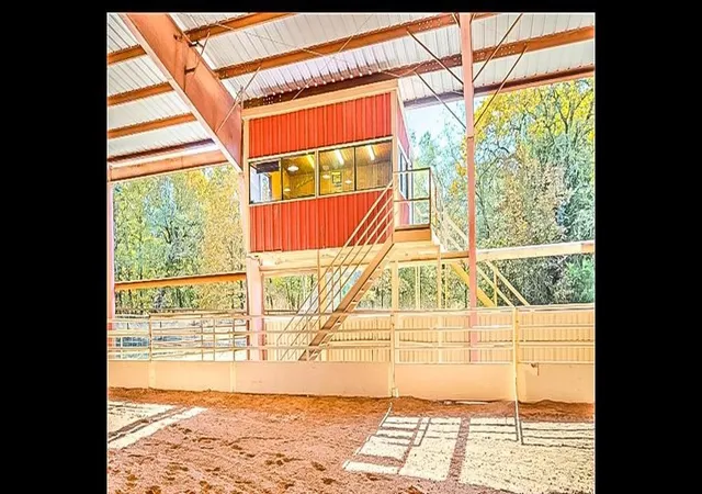 Photo 2 of House for sale at 32041 Hwy 64 Hwy, Wills Point, TX 75169 | MLS# 21300683 | Listing updated on 2026-09-17