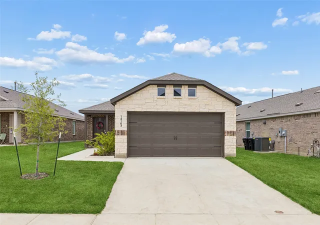 Homes for sale in Pilot Point, TX | 14163 Kempt Dr, Pilot Point, TX 76258 | MLS# 21297086