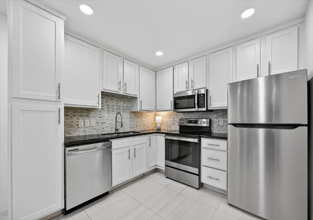 Photo 1 of Condo for sale at 5111 Skillman St #224, Dallas, TX 75206 | MLS# 21300736 | Listing updated on 2026-09-01