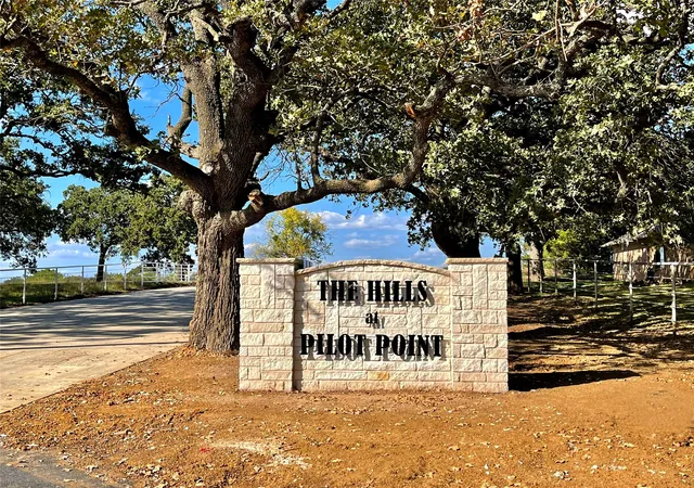 Photo 4 of Land for sale at 720 Vest Ln, Pilot Point, TX 76258 | MLS# 21300755 | Listing updated on 2026-08-22