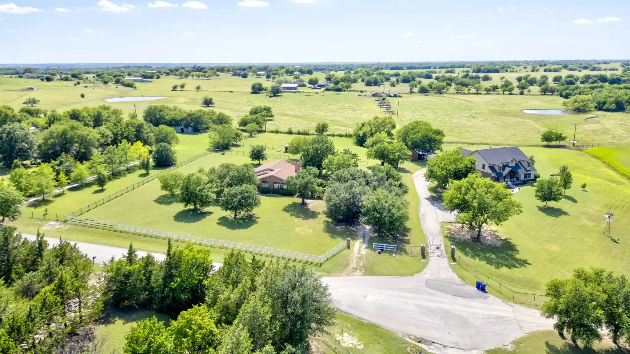 Photo 1 of Sale Pending at 21921 Quail Run Rd, Sanger, TX 76266 | MLS# 21300478 | Listing updated on 2026-10-25