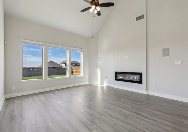 Photo 4 of Sale Pending at 4336 Biddle St, Midlothian, TX 76065 | MLS# 21300881 | Listing updated on 2026-09-24
