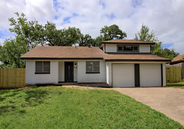 Photo 1 of Sale Pending at 3424 Grady St, Forest Hill, TX 76119 | MLS# 21295853 | Listing updated on 2026-07-16