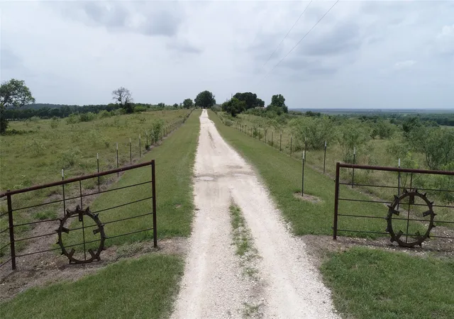 Photo 1 of House for sale at 1191 J B Vandiver Loop, Moody, TX 76557 | MLS# 21296881 | Listing updated on 2026-09-27