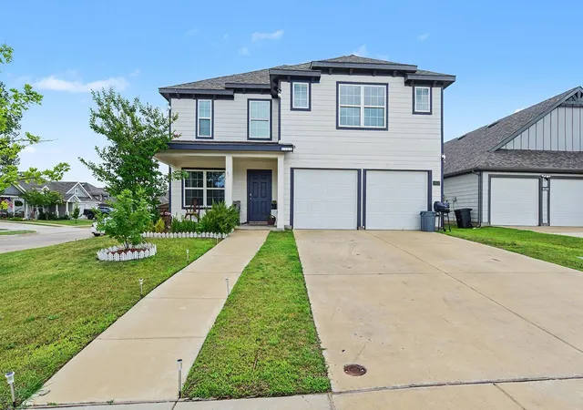 Photo 1 of Single family home for sale at 101 Spring Creek Ln, Terrell, TX 75160 | MLS# 21300927 | Listing updated on 2026-08-26