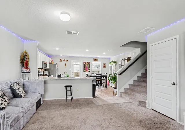 Photo 3 of Single family home for sale at 101 Spring Creek Ln, Terrell, TX 75160 | MLS# 21300927 | Listing updated on 2026-08-26