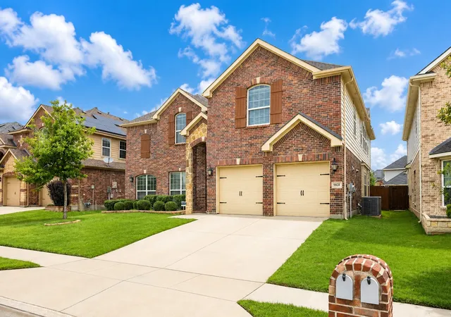 Photo 2 of Single family home for sale at 9828 Milkweed Ln, Fort Worth, TX 76177 | MLS# 21300735 | Listing updated on 2026-08-22