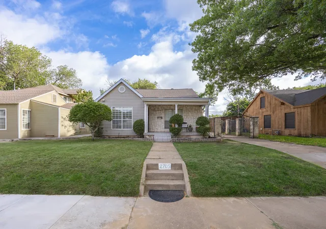 Photo 3 of Sale Pending at 2705 Yucca Ave, Fort Worth, TX 76111 | MLS# 21300666 | Listing updated on 2026-07-15