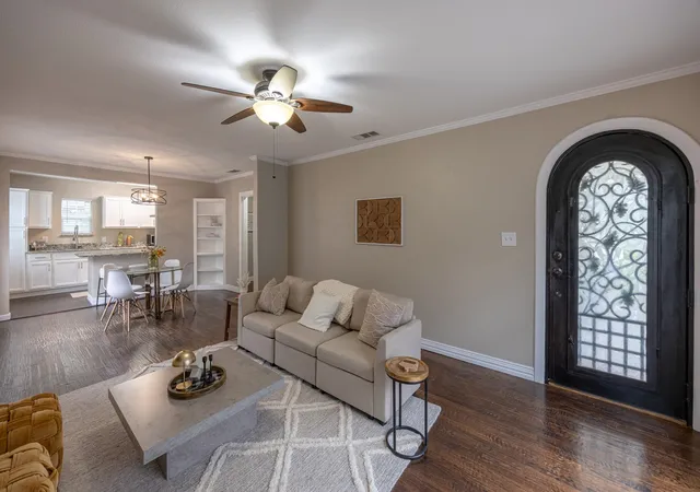 Photo 4 of Sale Pending at 2705 Yucca Ave, Fort Worth, TX 76111 | MLS# 21300666 | Listing updated on 2026-07-15