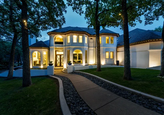 Photo 1 of Mansion for sale at 3812 Hidden Trl, Flower Mound, TX 75022 | MLS# 21295665 | Listing updated on 2026-08-20