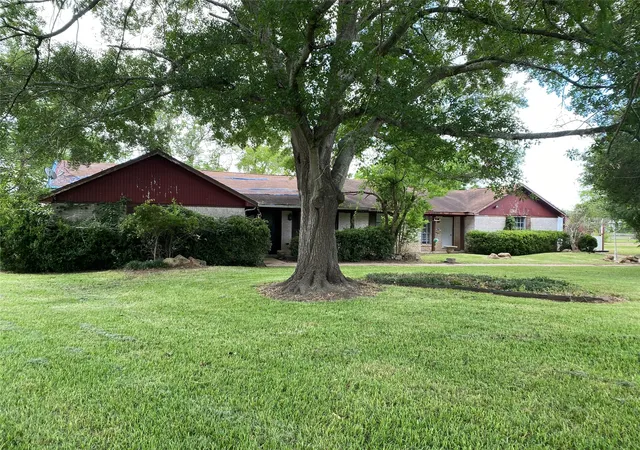 Homes for sale in Simonton, TX | 416 Fort Bend Dr, Simonton, TX 77485 | MLS# 21301000