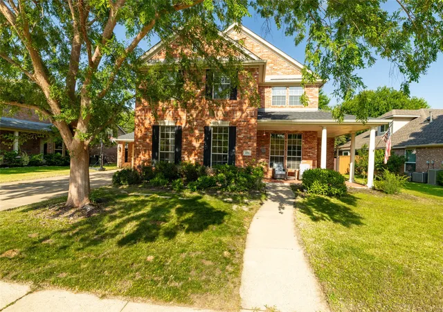 Photo 1 of Single family home for sale at 4705 Hampshire Dr, Flower Mound, TX 75028 | MLS# 21299659 | Listing updated on 2026-07-28