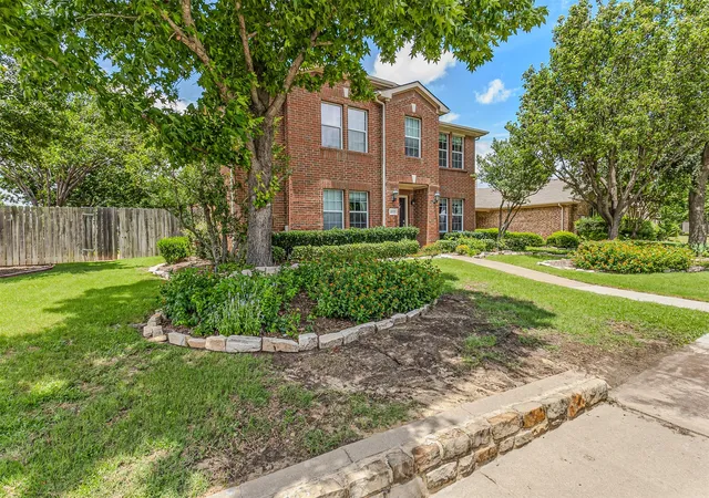 Homes for sale in Mesquite, TX | 2177 Lone Pecan Dr, Mesquite, TX 75181 | MLS# 21298116