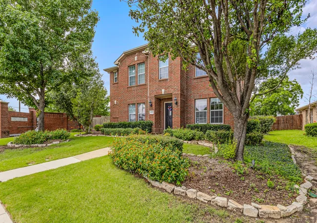 Homes for sale in Mesquite, TX | 2177 Lone Pecan Dr, Mesquite, TX 75181 | MLS# 21298116