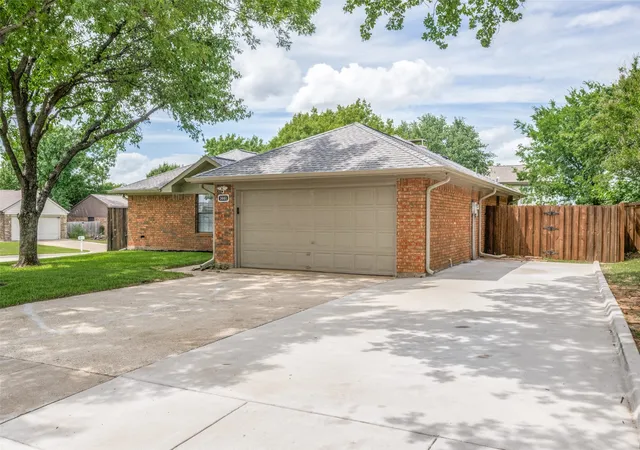 Homes for sale in Corinth, TX | 3661 Fairview Dr, Corinth, TX 76210 | MLS# 21301012