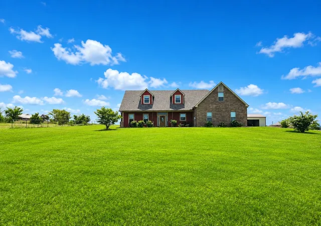 Photo 2 of Single family home for sale at 3028 Harrell Rd, Howe, TX 75459 | MLS# 21299947 | Listing updated on 2026-08-22