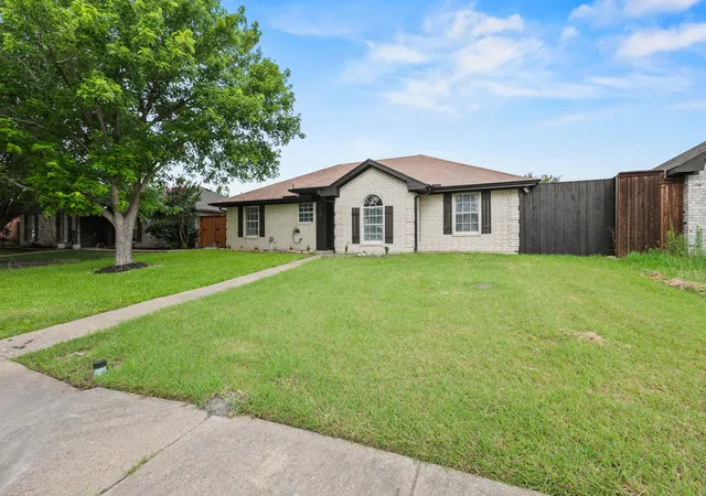 Homes for sale in Seagoville, TX | 1313 Crosscreek Ln, Seagoville, TX 75159 | MLS# 21301045